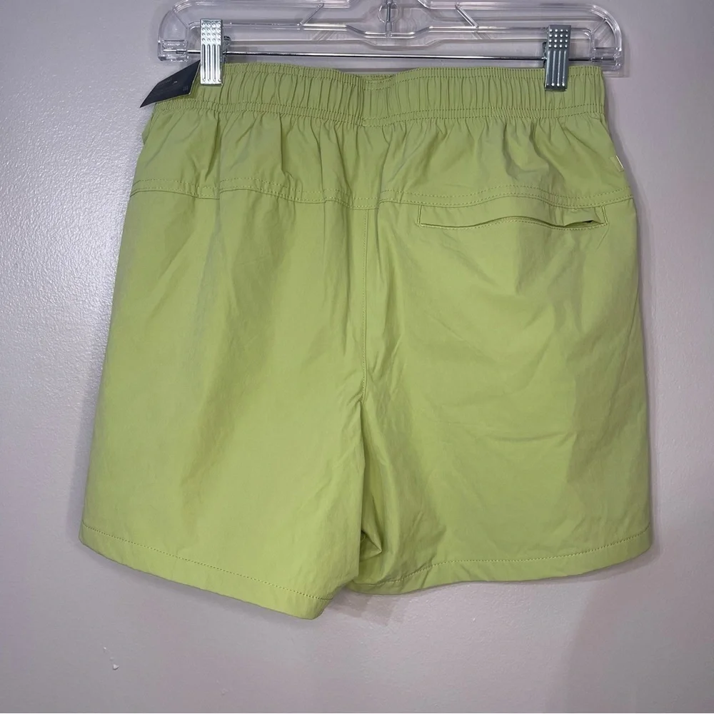 VRST Men's Green Seedling Everyday Shorts Size Small